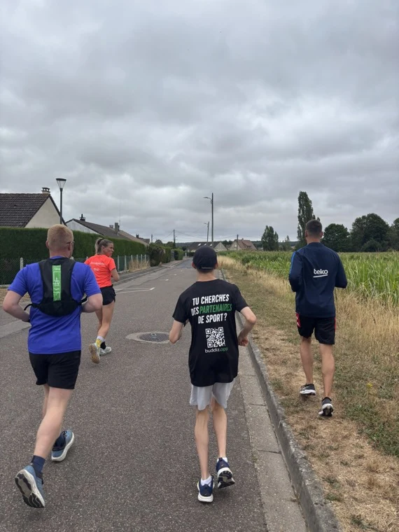Membres Buddiz pendant une session